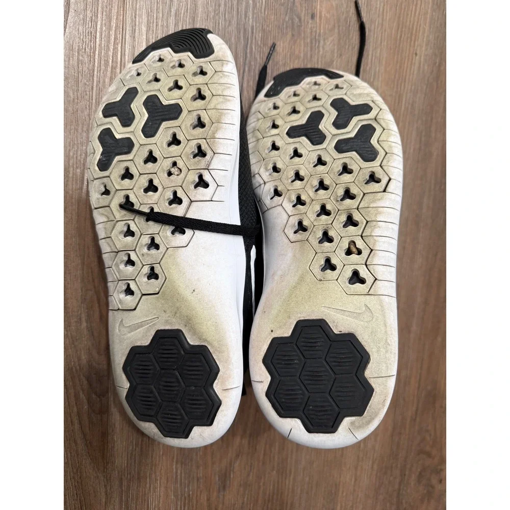 Nike Free TR 8‎ Womens Training Shoes Black White 942888-001 Sneakers